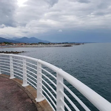 Patrizia Hotel 3*